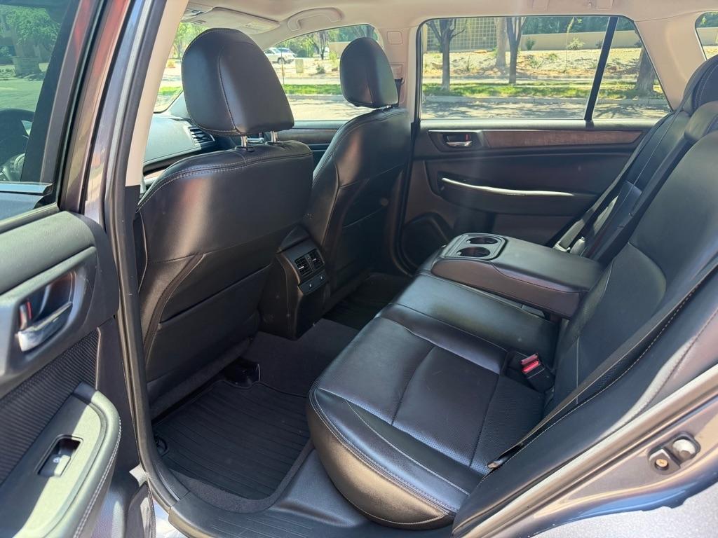 Subaru Outback  2015