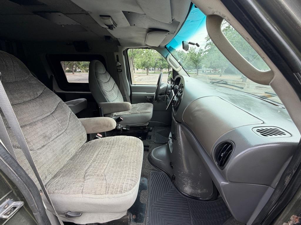 Ford Econoline  2003