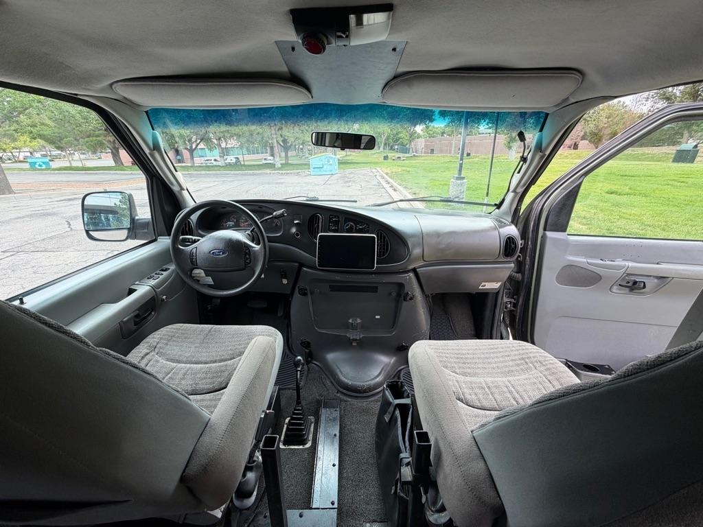Ford Econoline  2003