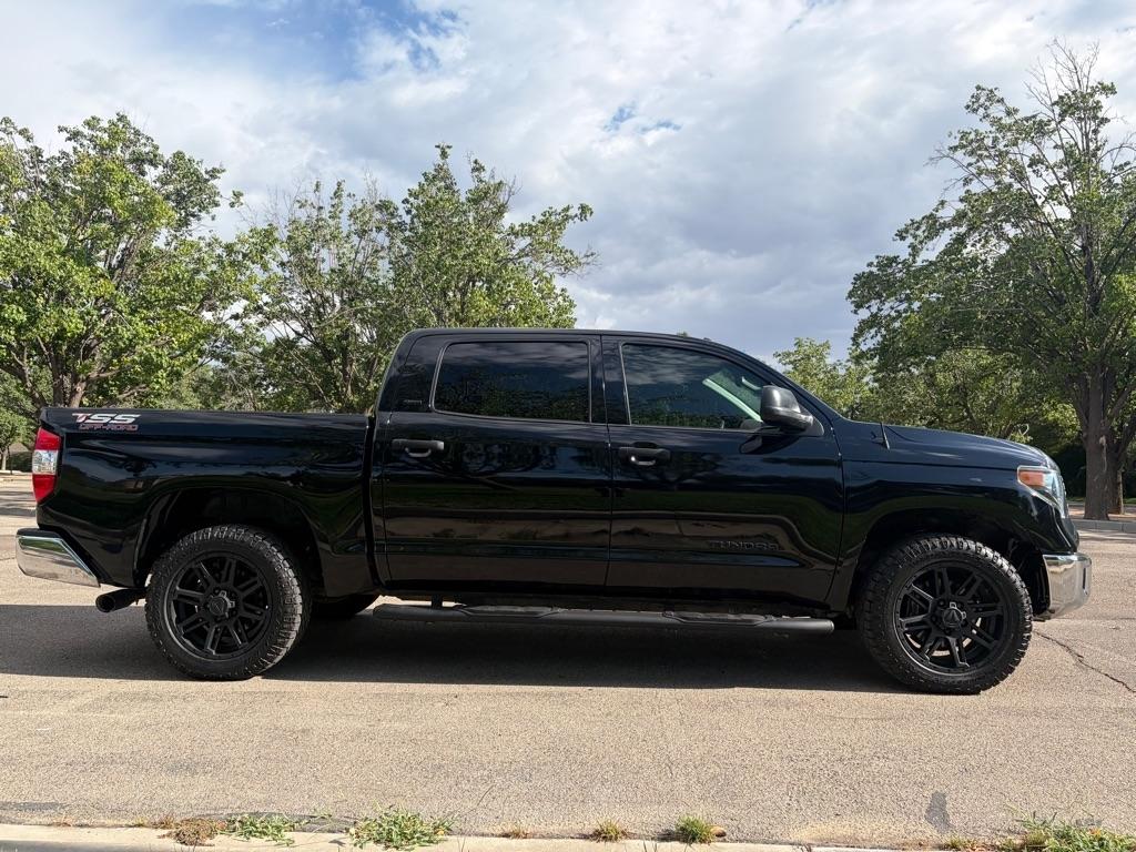 Toyota Tundra  2019