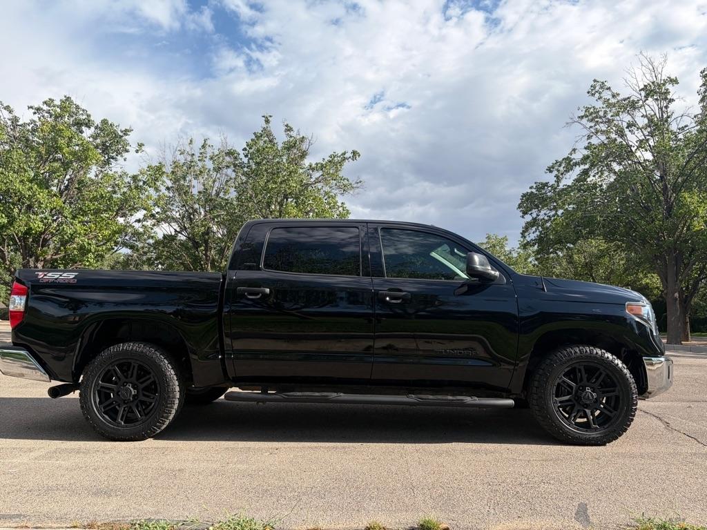 Toyota Tundra  2019