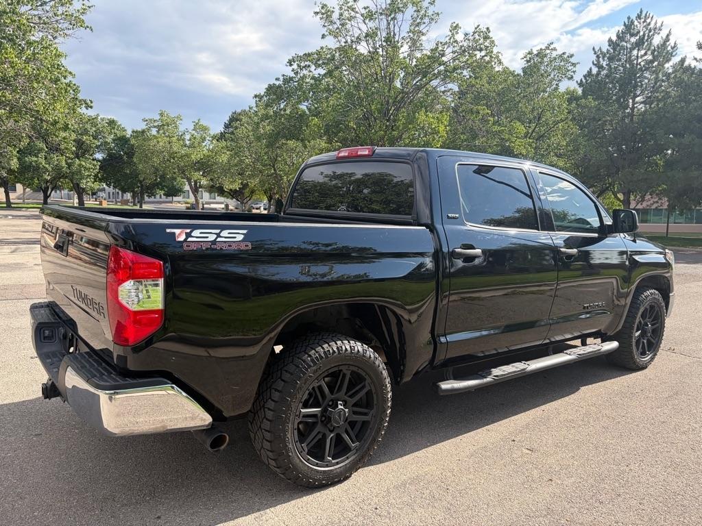 Toyota Tundra  2019