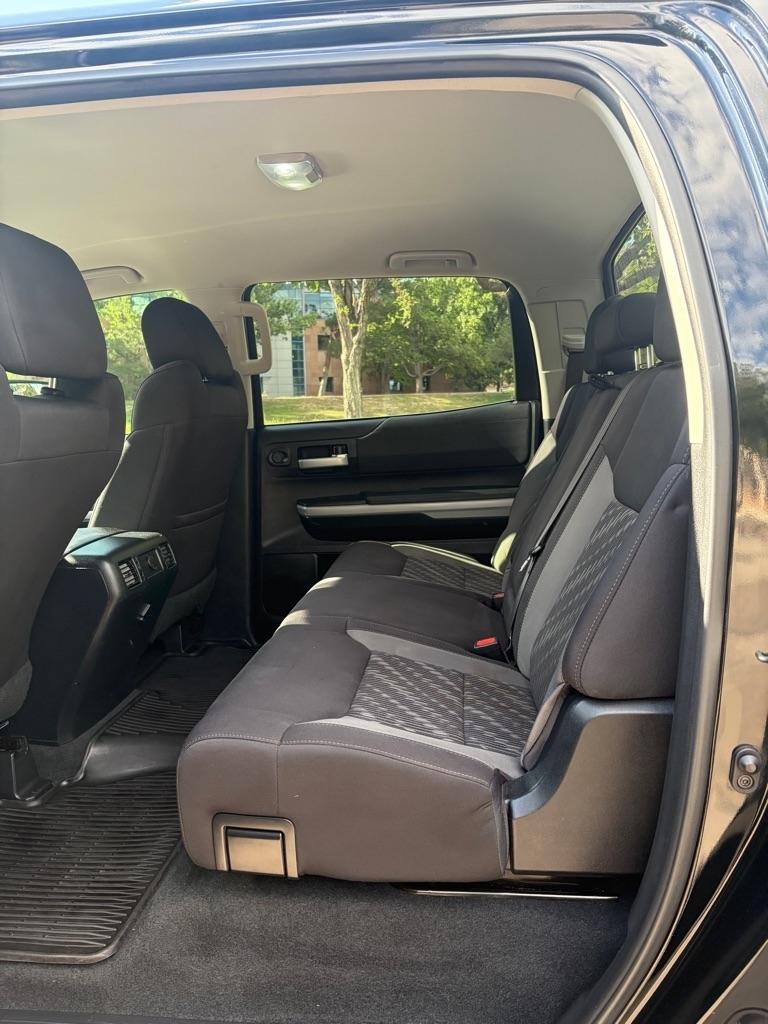 Toyota Tundra  2019