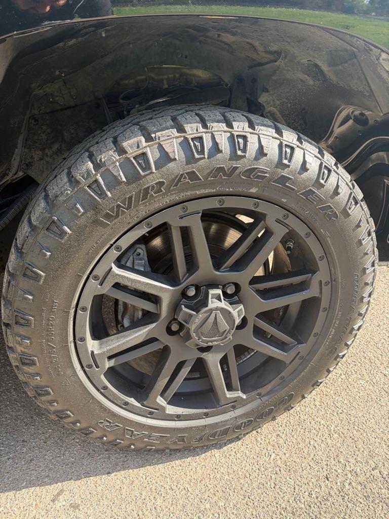 Toyota Tundra  2019