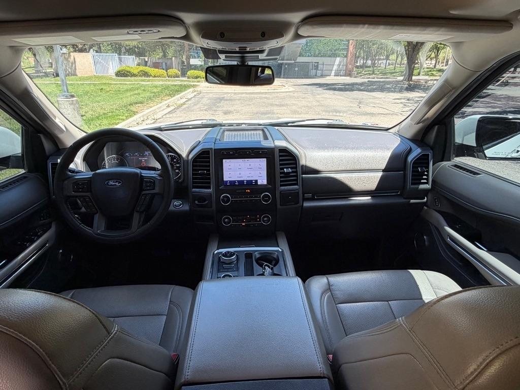 Ford Expedition  2020