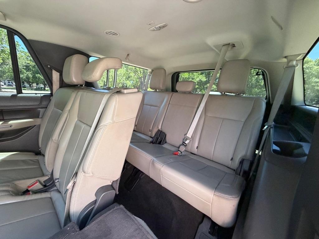 Ford Expedition  2020