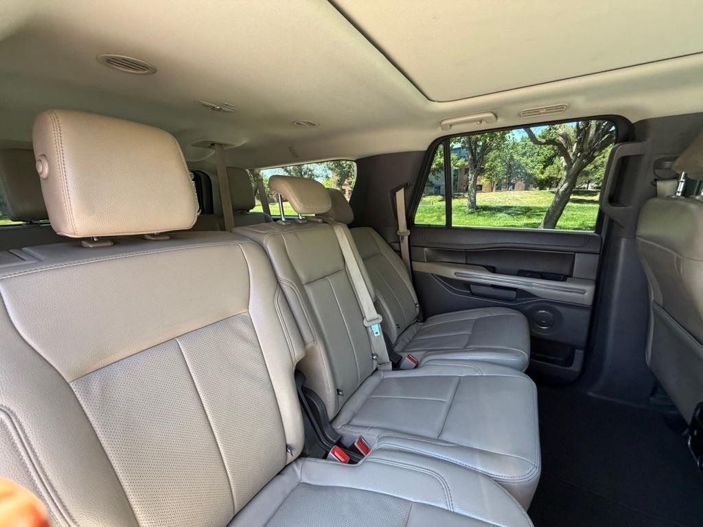 Ford Expedition  2020