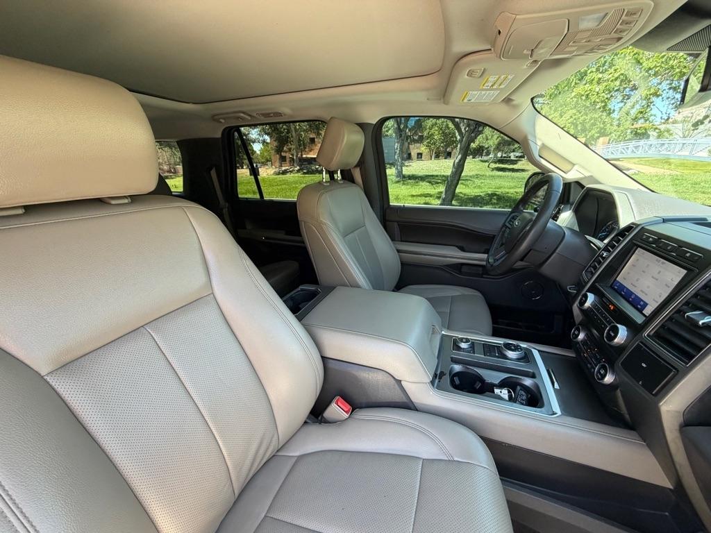 Ford Expedition  2020