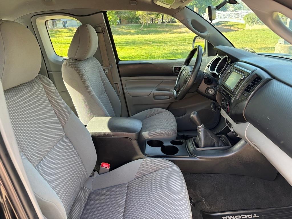 Toyota Tacoma  2015