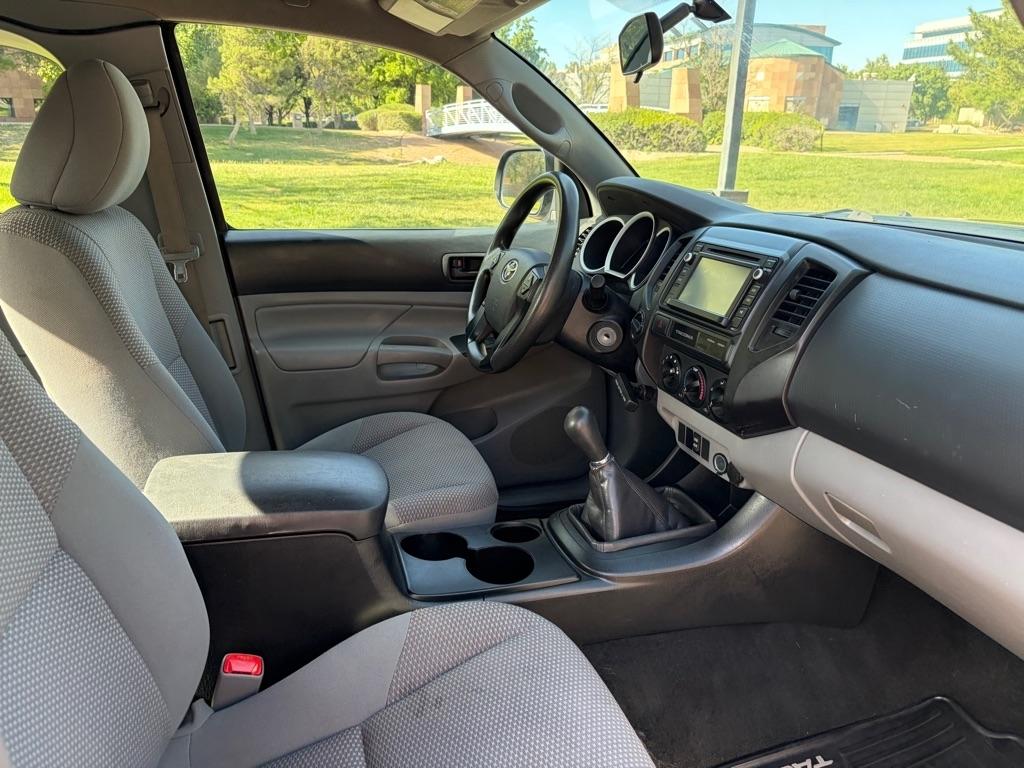 Toyota Tacoma  2015