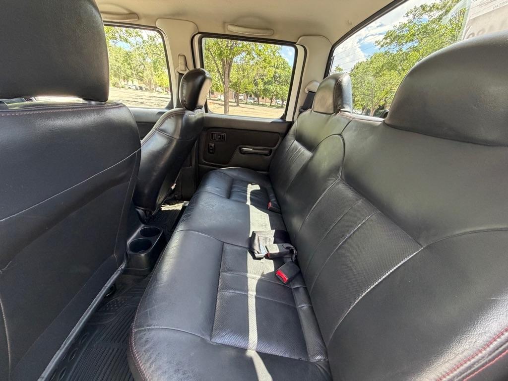 Nissan Frontier  2001