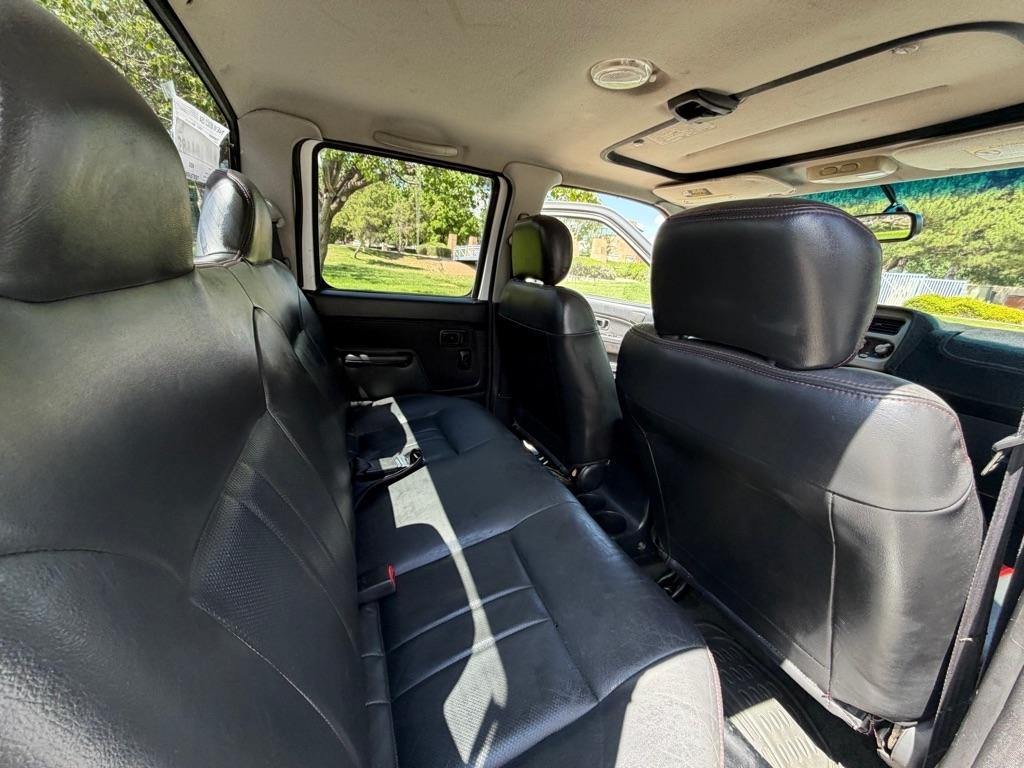 Nissan Frontier  2001