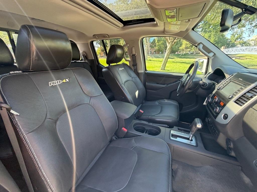 Nissan Frontier  2016