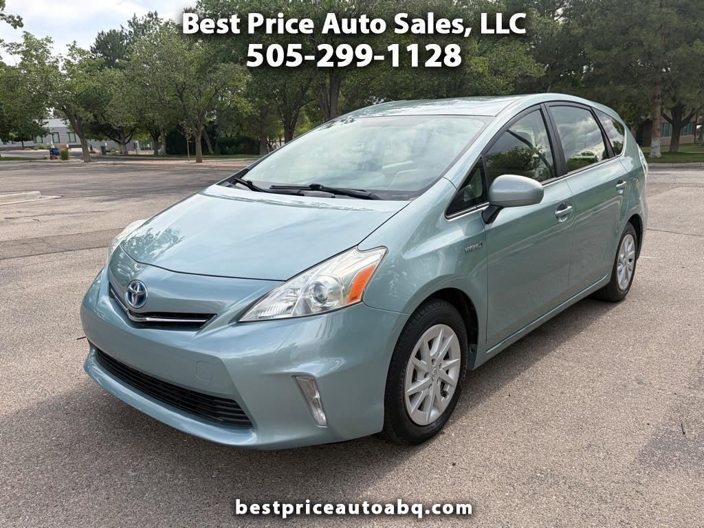 Toyota Prius V  2014