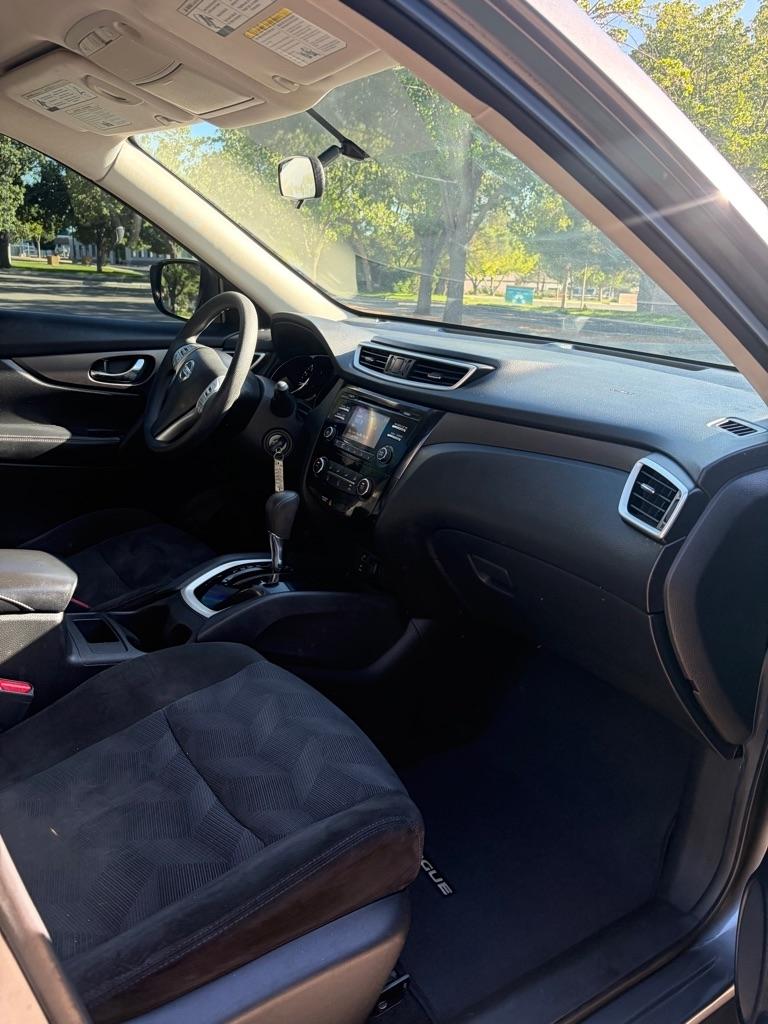 Nissan Rogue  2016