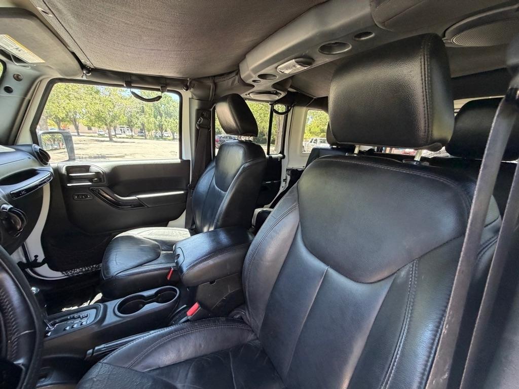 Jeep Wrangler Sahara 2014