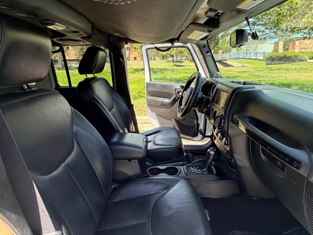 Jeep Wrangler Sahara 2014