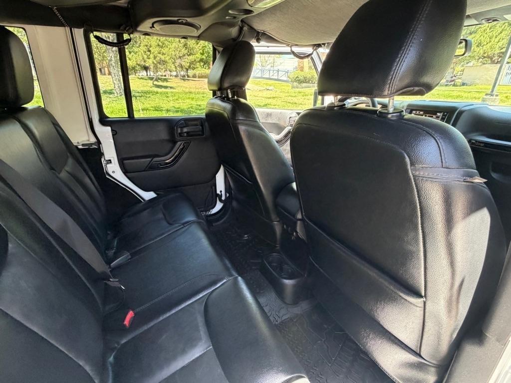 Jeep Wrangler Sahara 2014