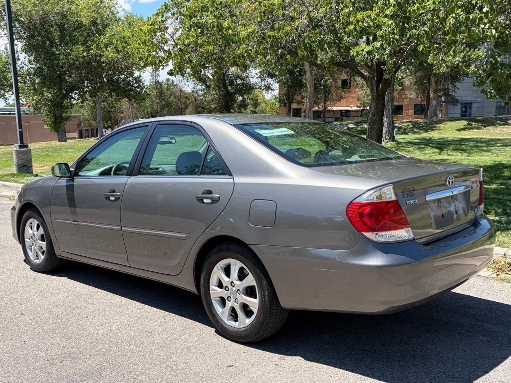 Toyota Camry  2006