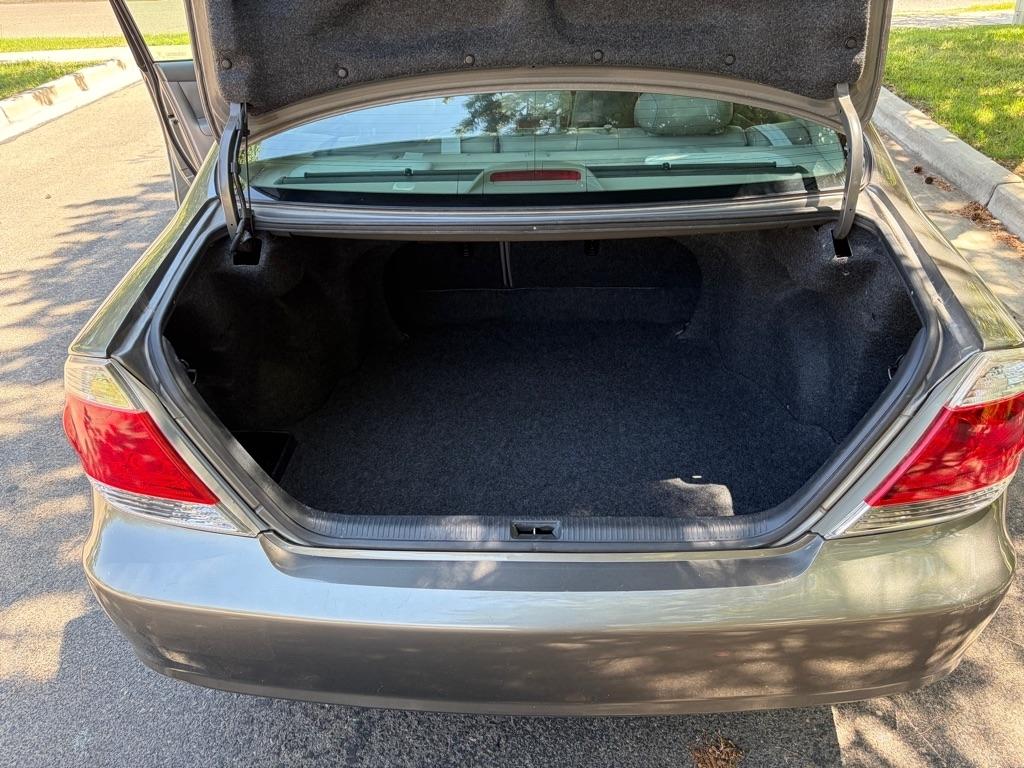 Toyota Camry  2006