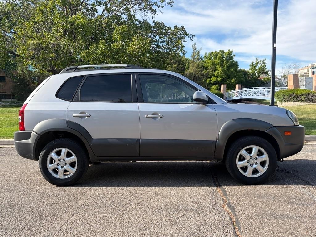 Hyundai Tucson  2005