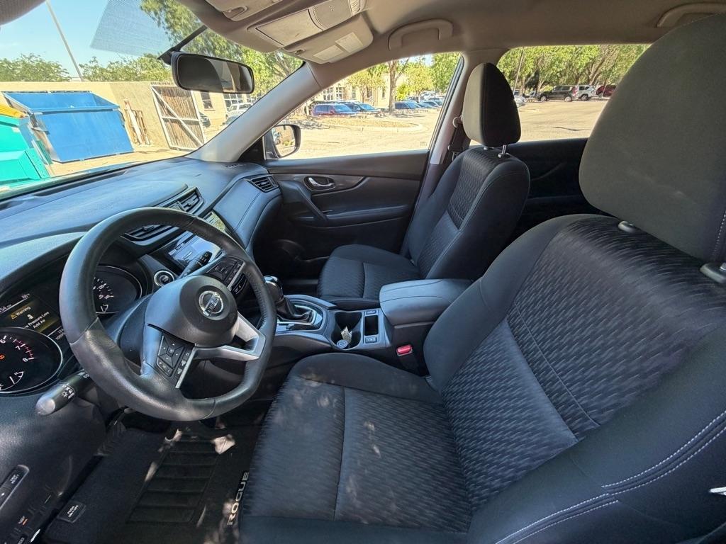 Nissan Rogue  2017