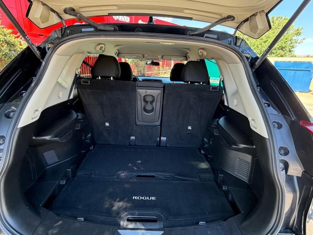 Nissan Rogue  2017