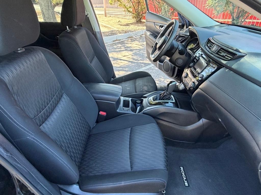 Nissan Rogue  2017