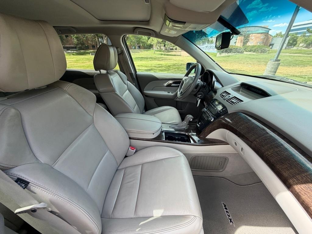 Acura MDX  2013