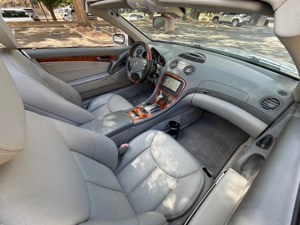 Mercedes-Benz SL-Class  2003