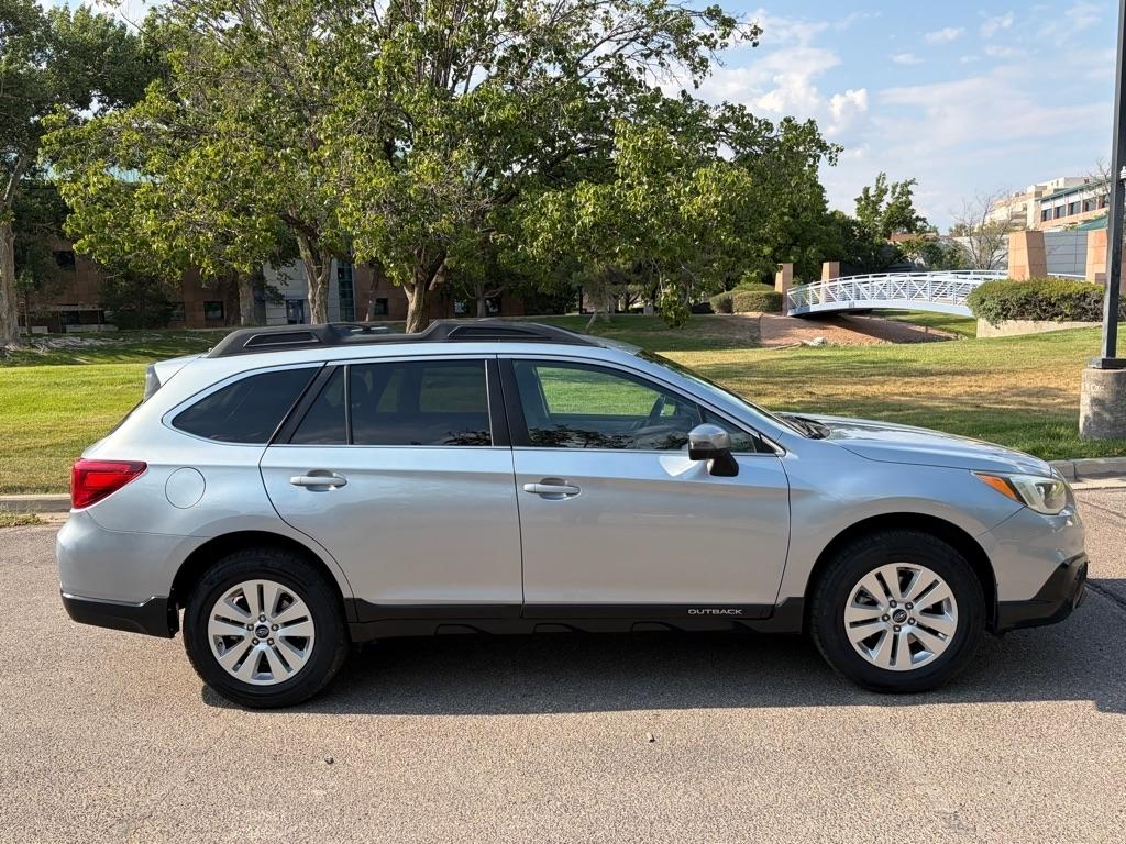 Subaru Outback 2.5i Premium 2015