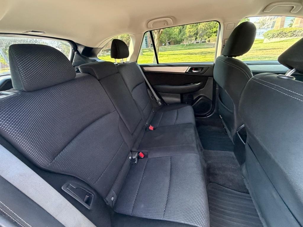 Subaru Outback 2.5i Premium 2015