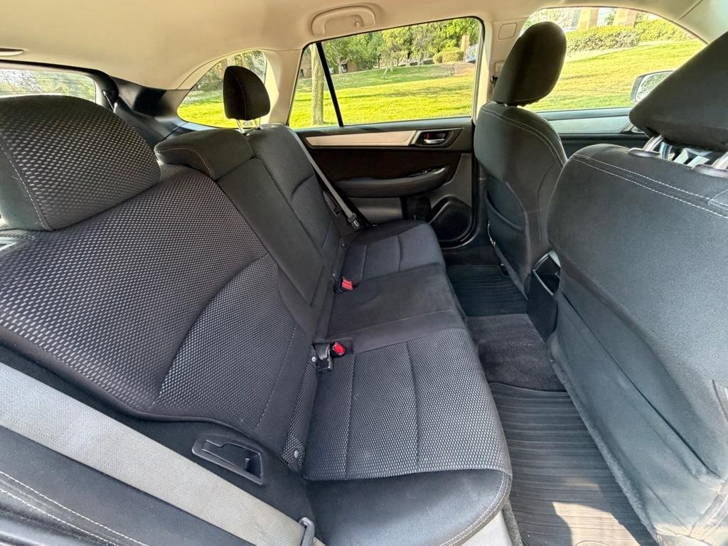 Subaru Outback 2.5i Premium 2015
