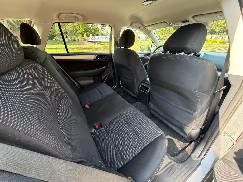Subaru Outback 2.5i Premium 2015