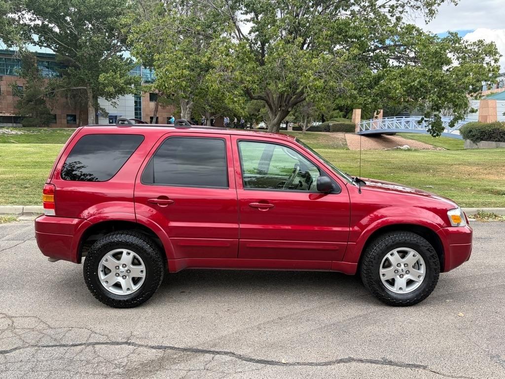 Ford Escape  2007