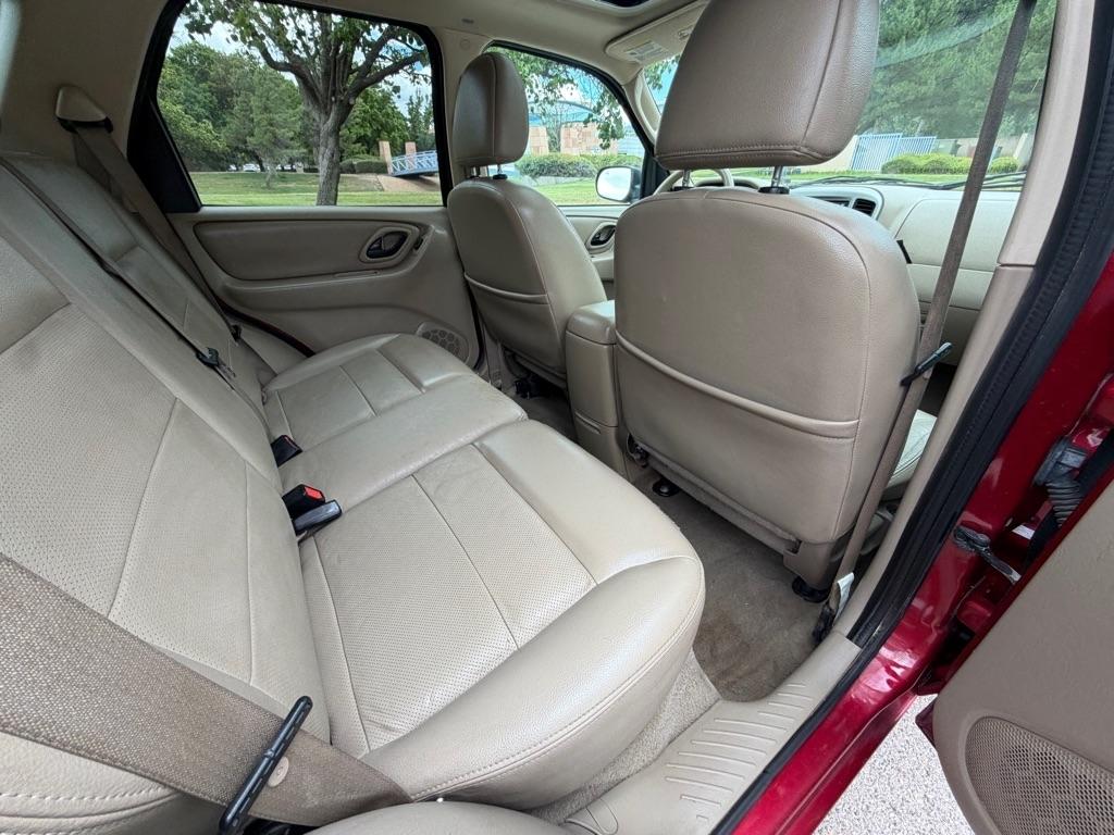Ford Escape  2007