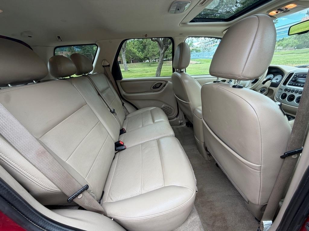 Ford Escape  2007
