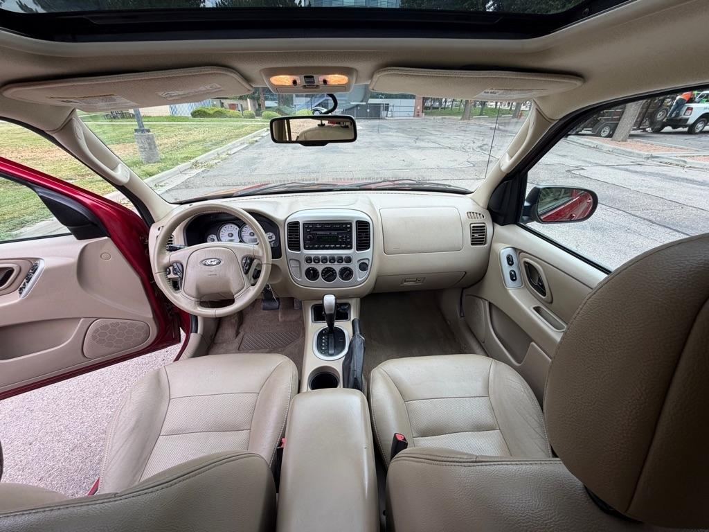 Ford Escape  2007