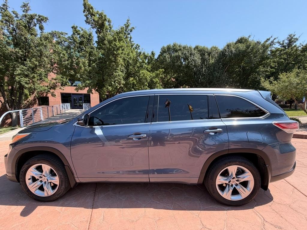 Toyota Highlander  2015