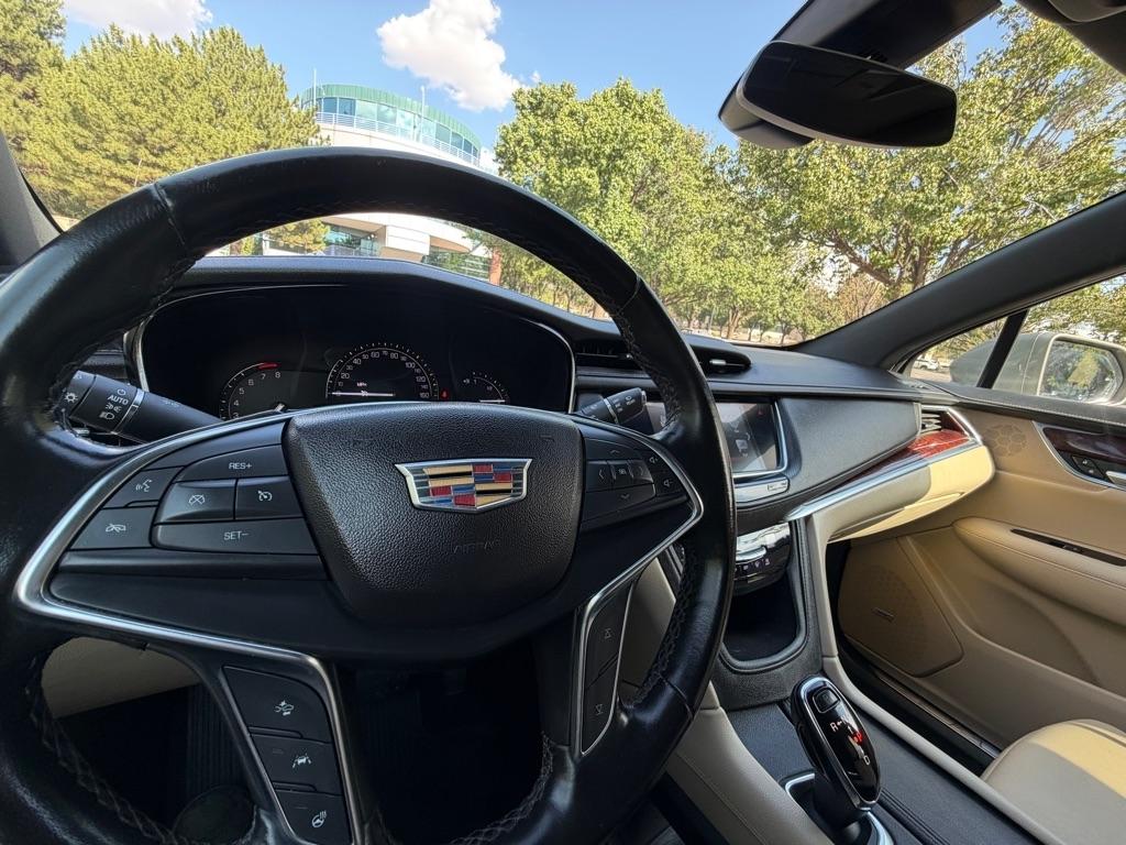 Cadillac XT5  2019