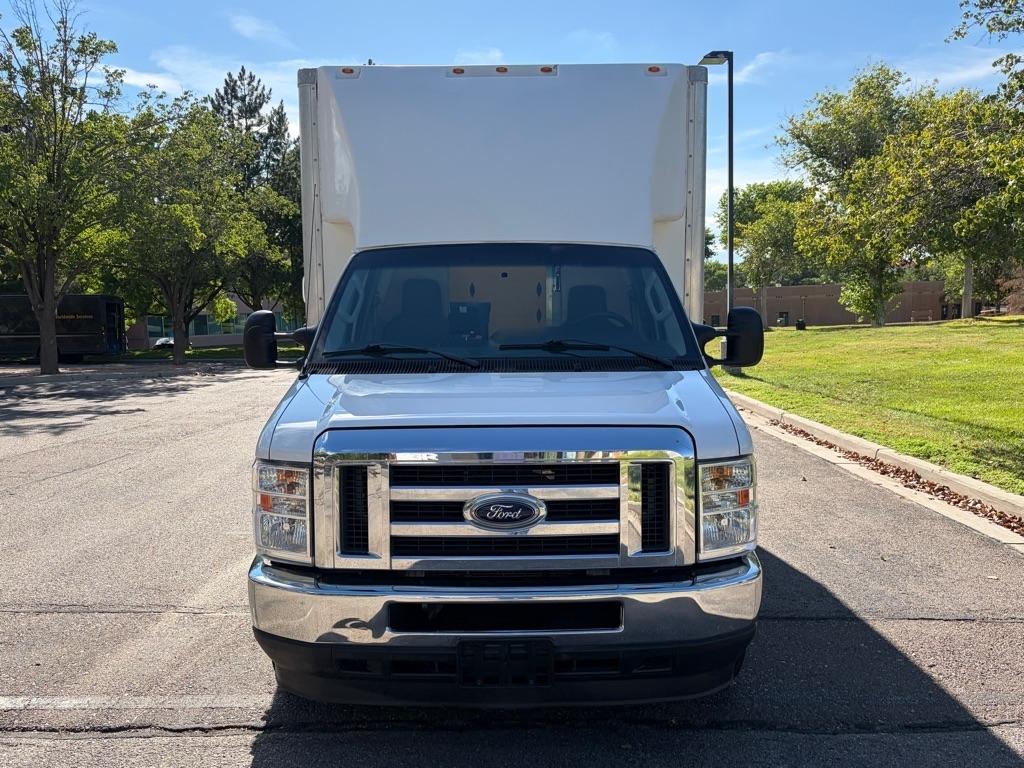 Ford Econoline  2021