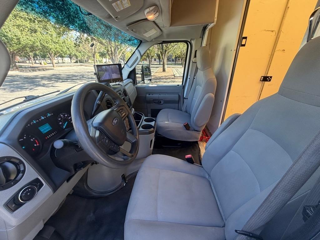 Ford Econoline  2021