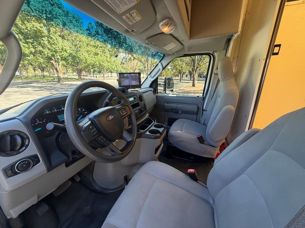 Ford Econoline  2021