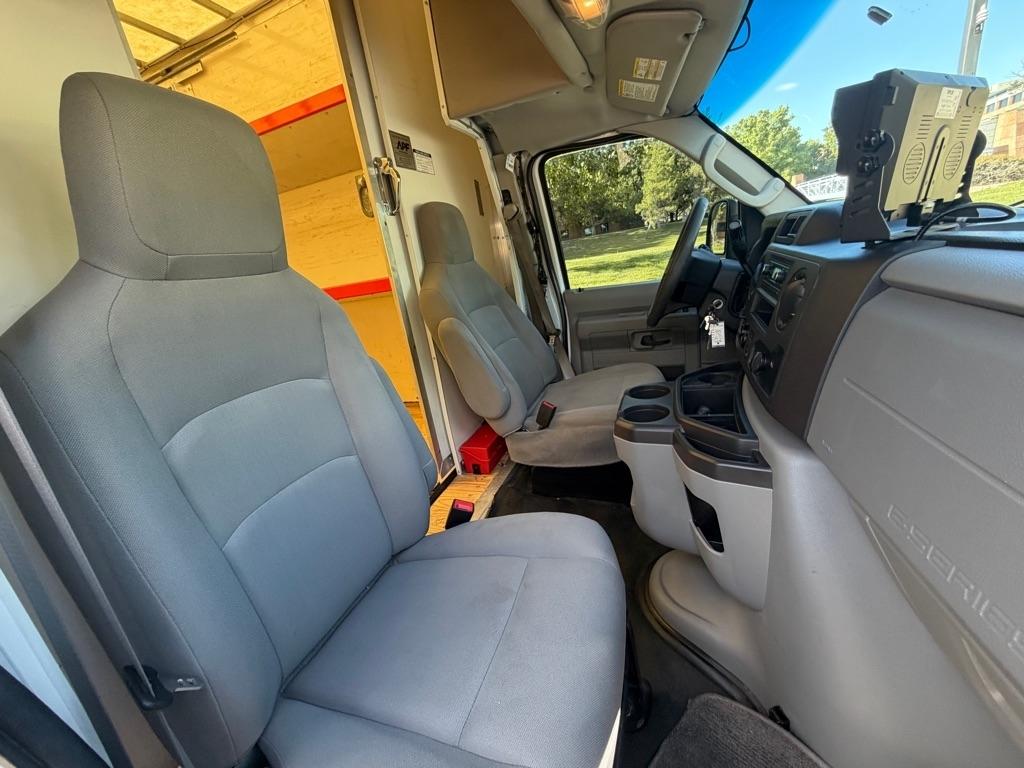 Ford Econoline  2021