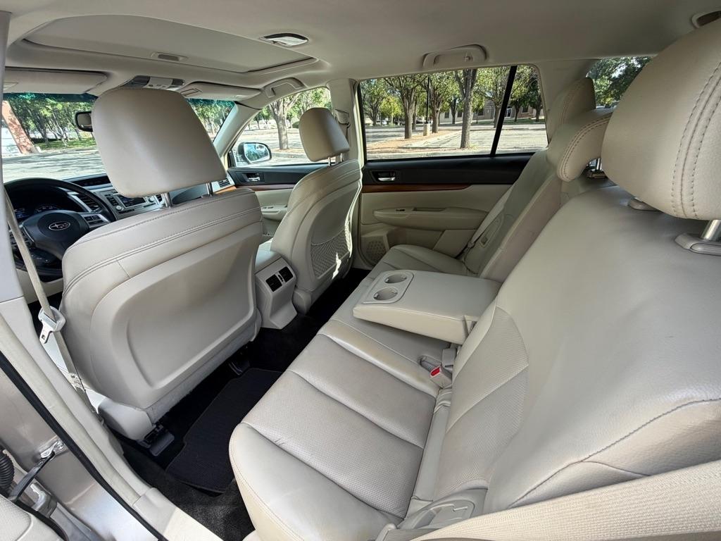 Subaru Outback  2014