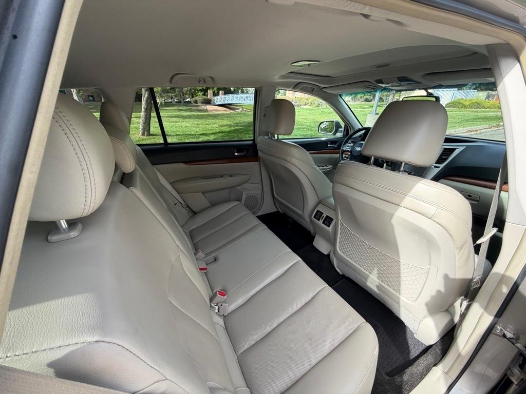 Subaru Outback  2014