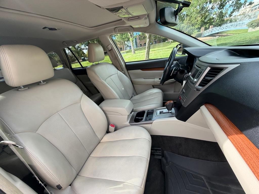 Subaru Outback  2014