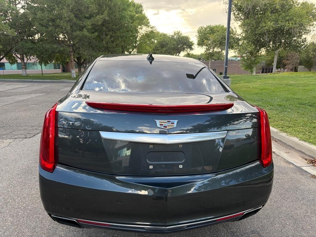 Cadillac XTS  2017