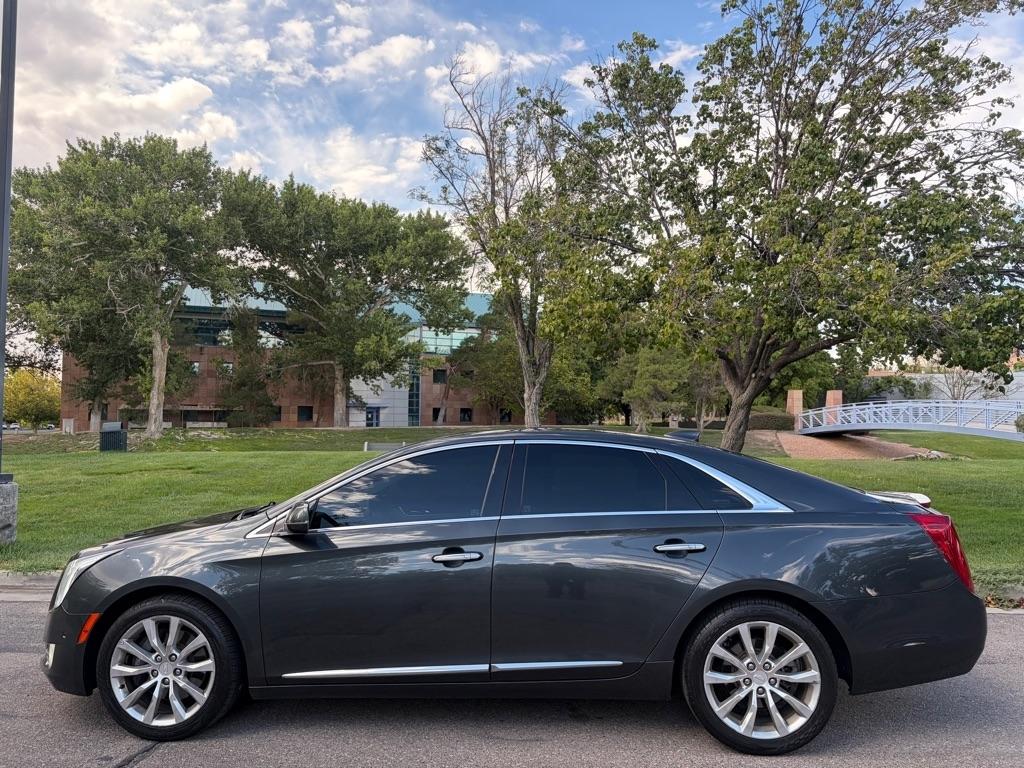Cadillac XTS  2017