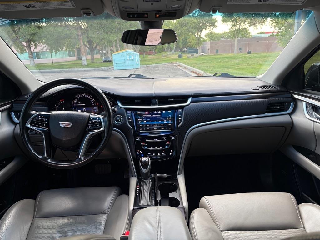 Cadillac XTS  2017